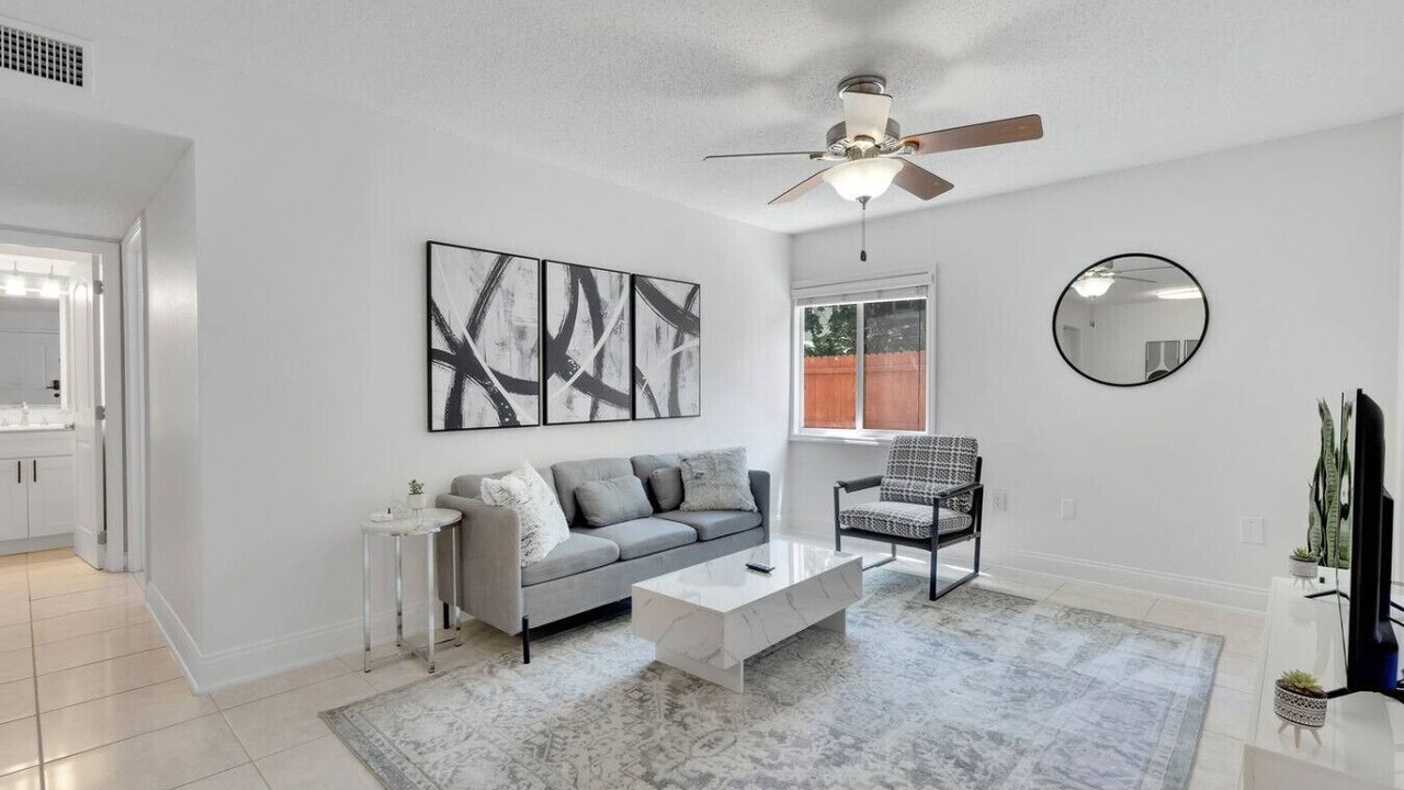 Photo of Livingroom in SoHo