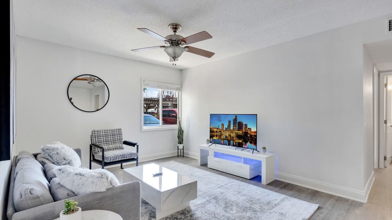 Photo of Livingroom in SoHo