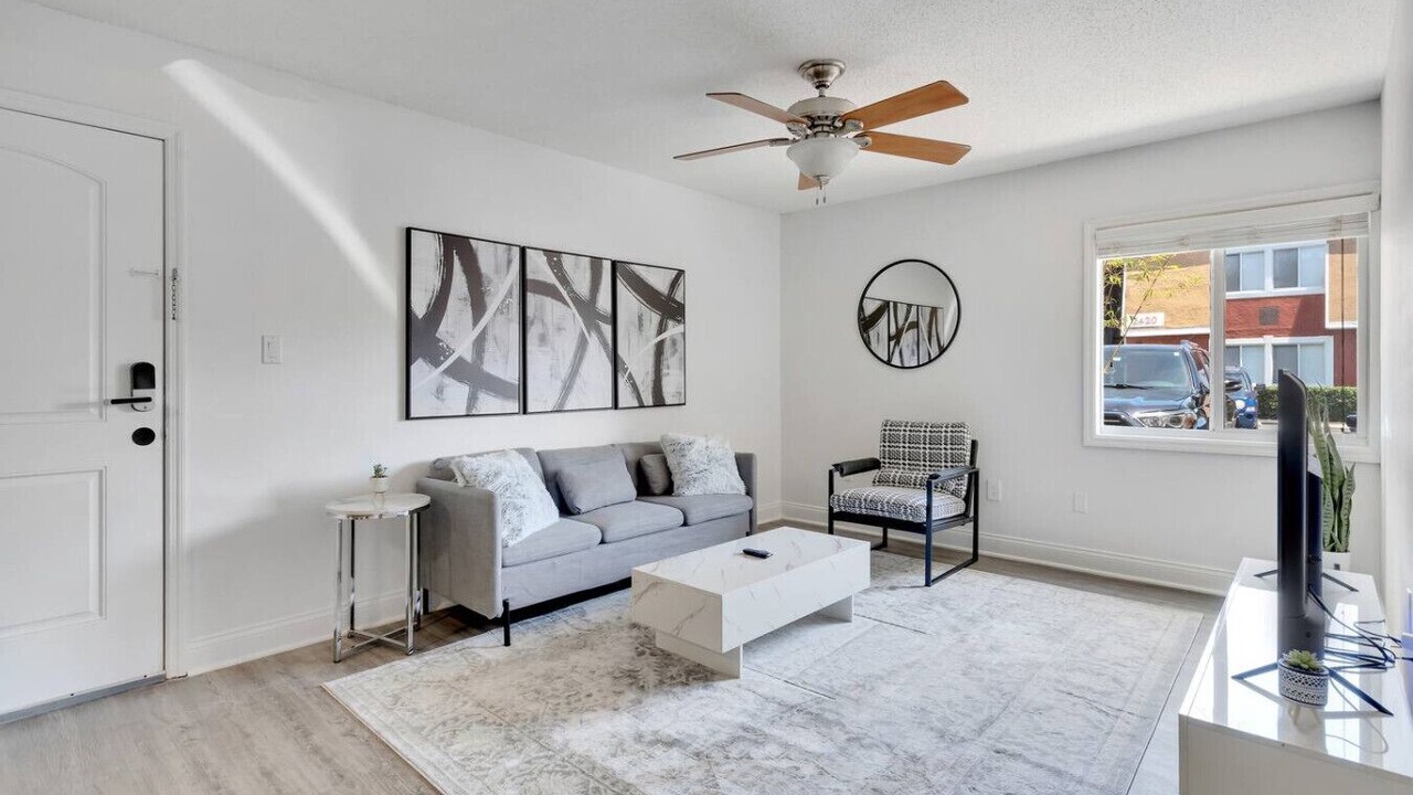 Photo of Livingroom in SoHo