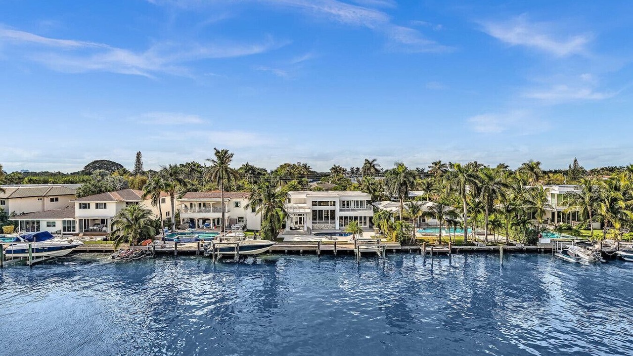 Photo of Others in Bay Harbor Islands