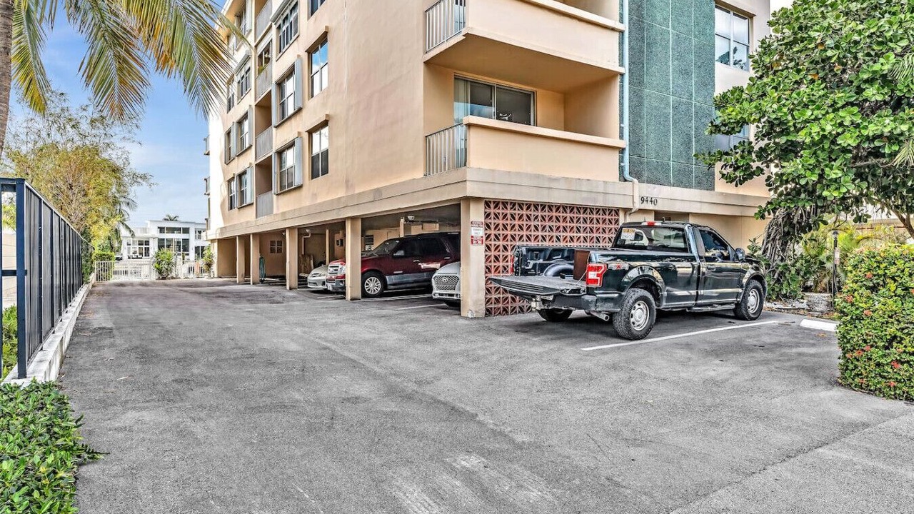 Photo of Outdoor in Bay Harbor Islands