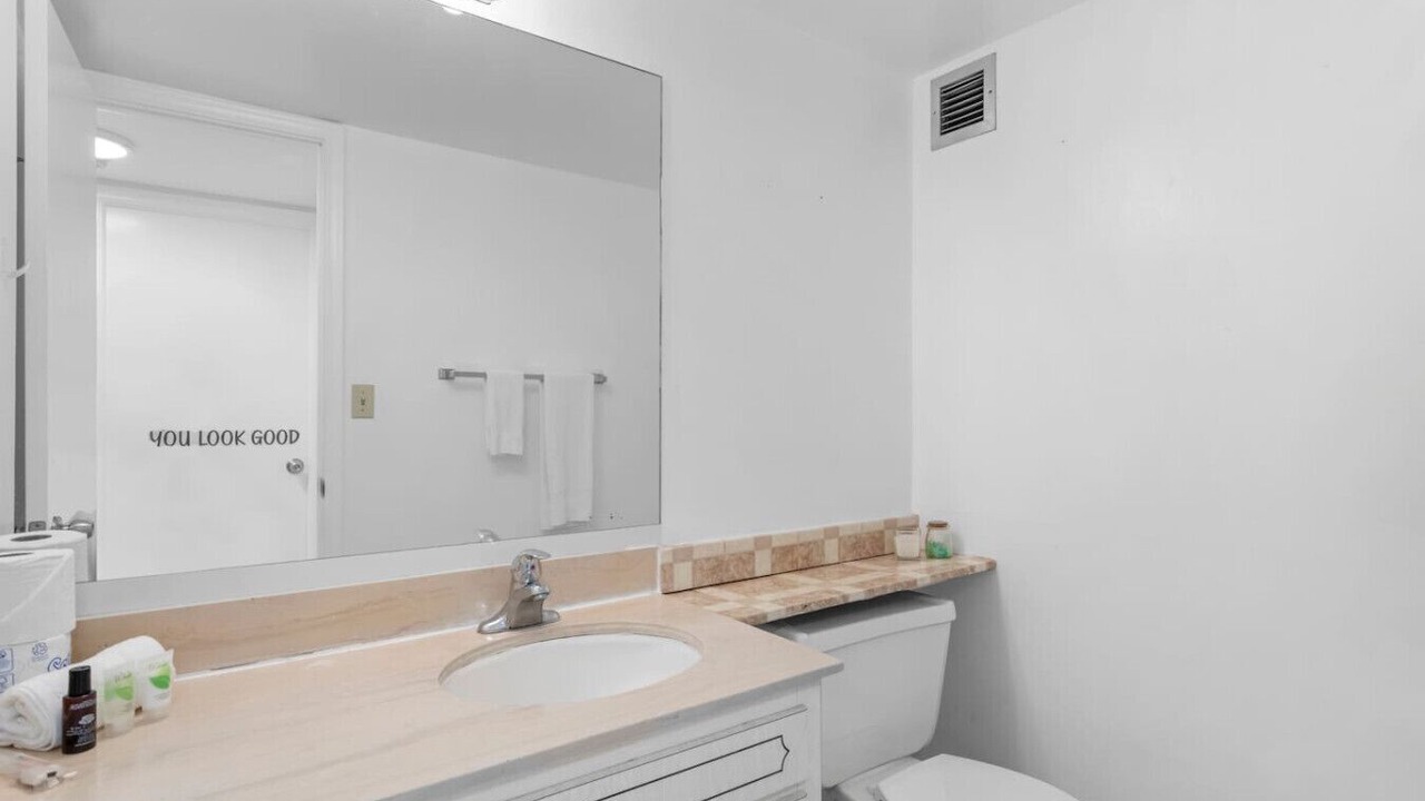Photo of Bathroom in Bay Harbor Islands