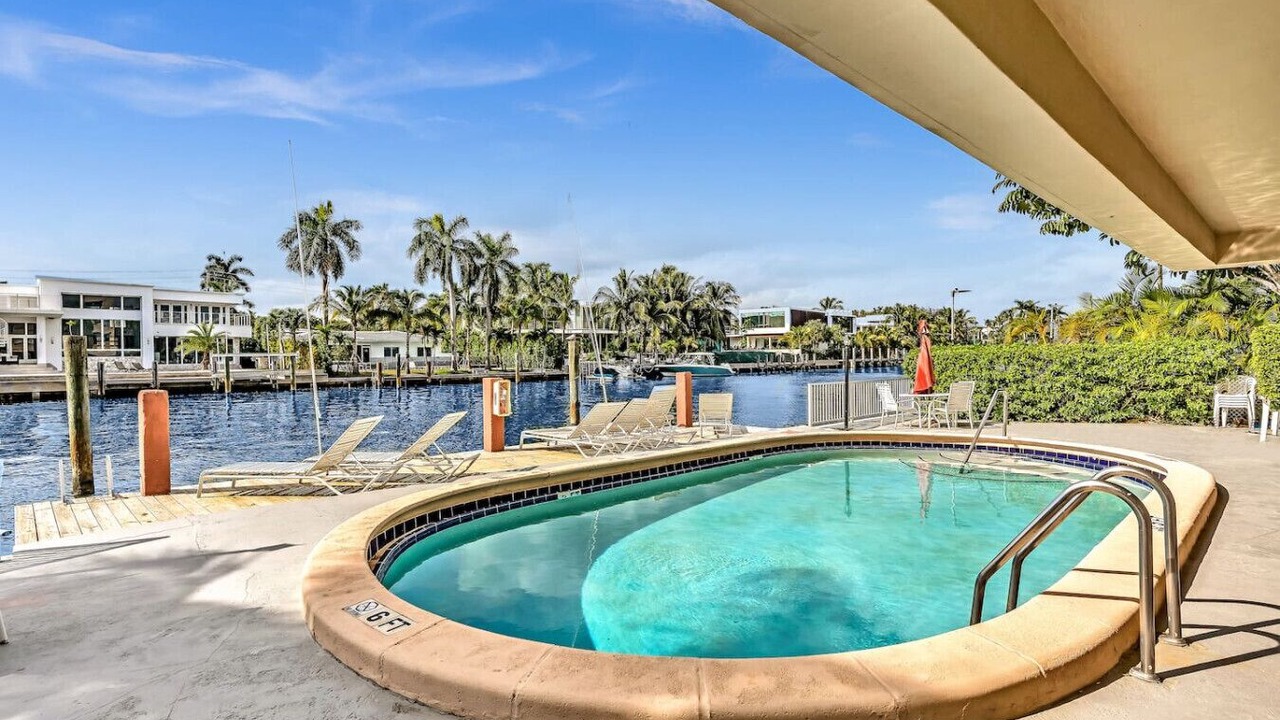 Photo of Outdoor in Bay Harbor Islands