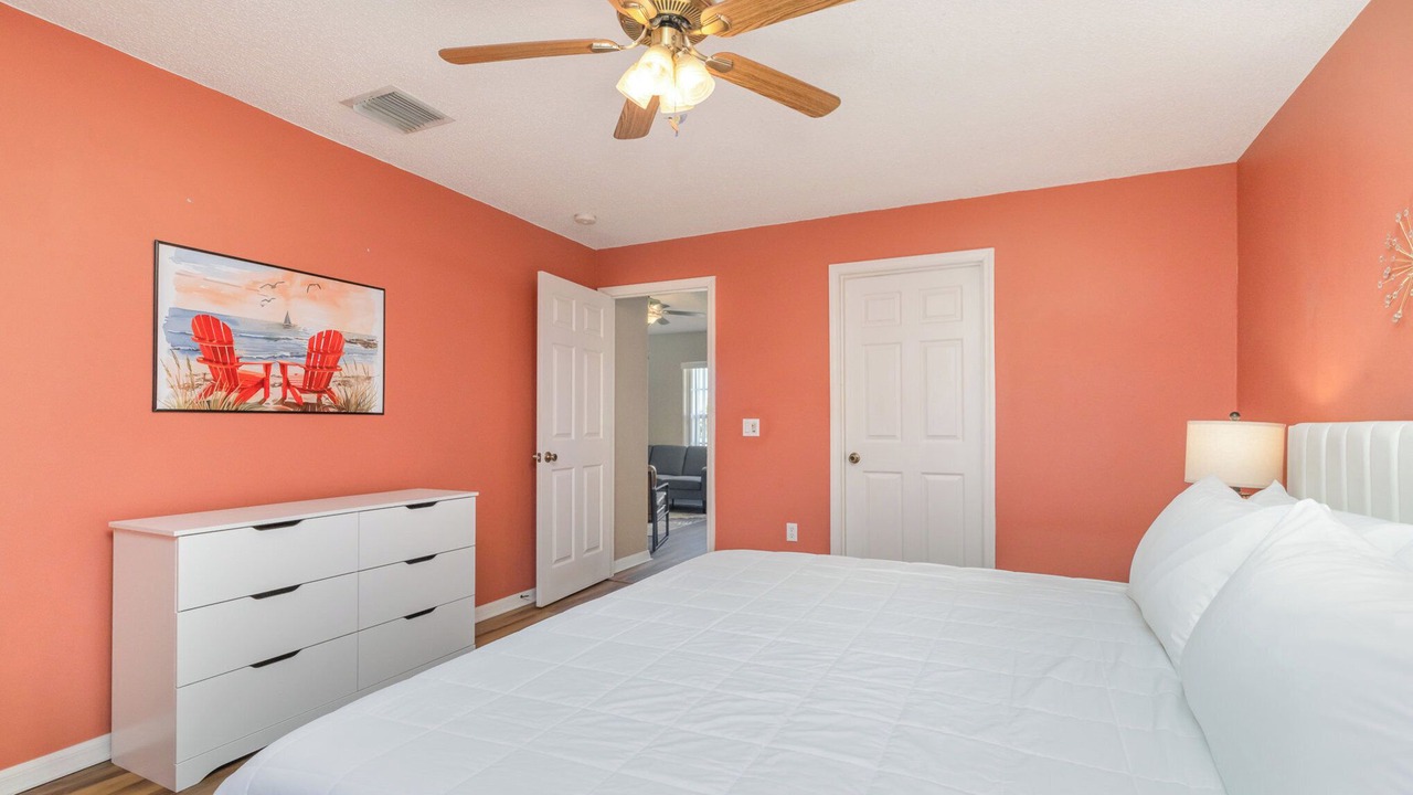 Photo of Bedroom in Interchange Square