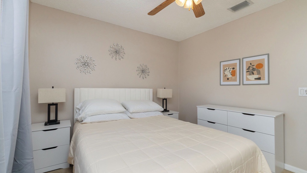 Photo of Bedroom in Interchange Square