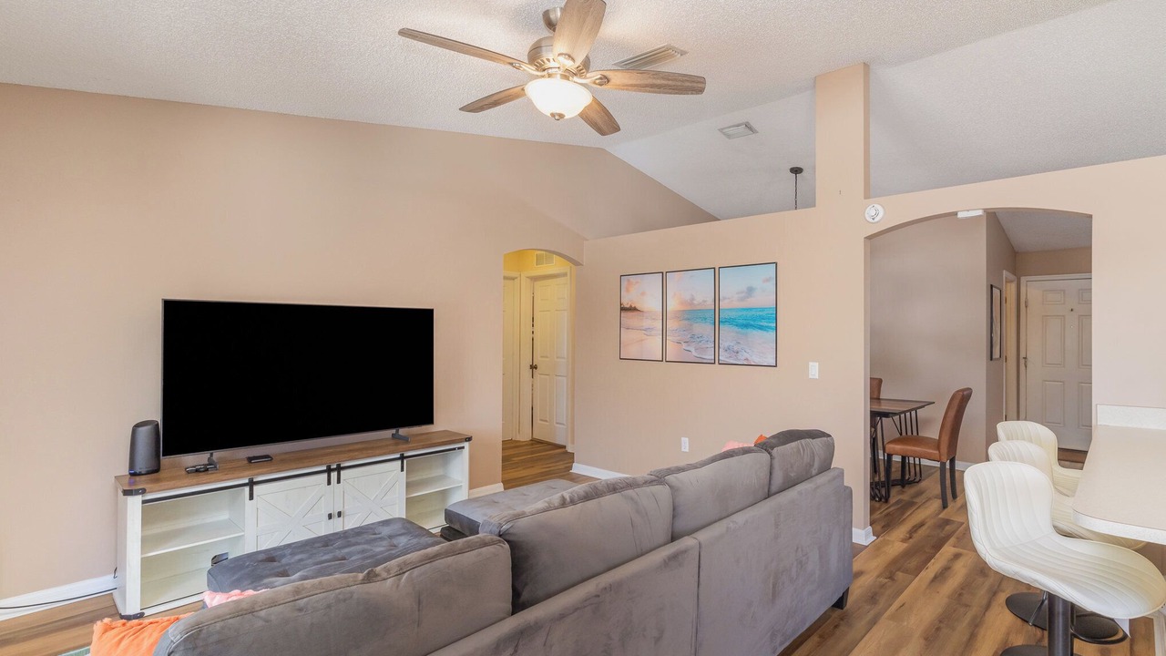 Photo of Livingroom in Interchange Square