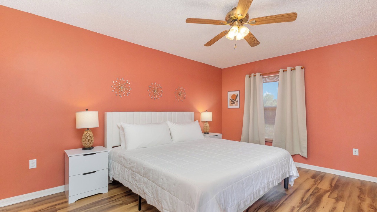 Photo of Bedroom in Interchange Square