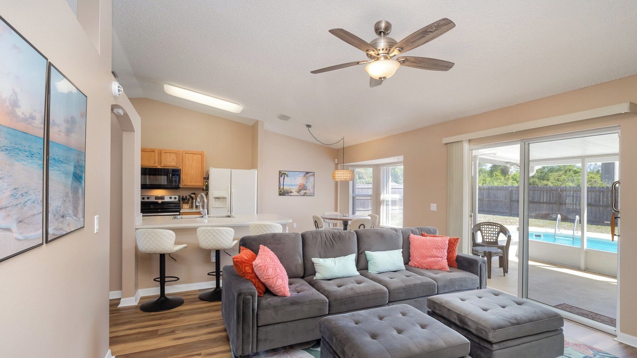 Photo of Livingroom in Interchange Square