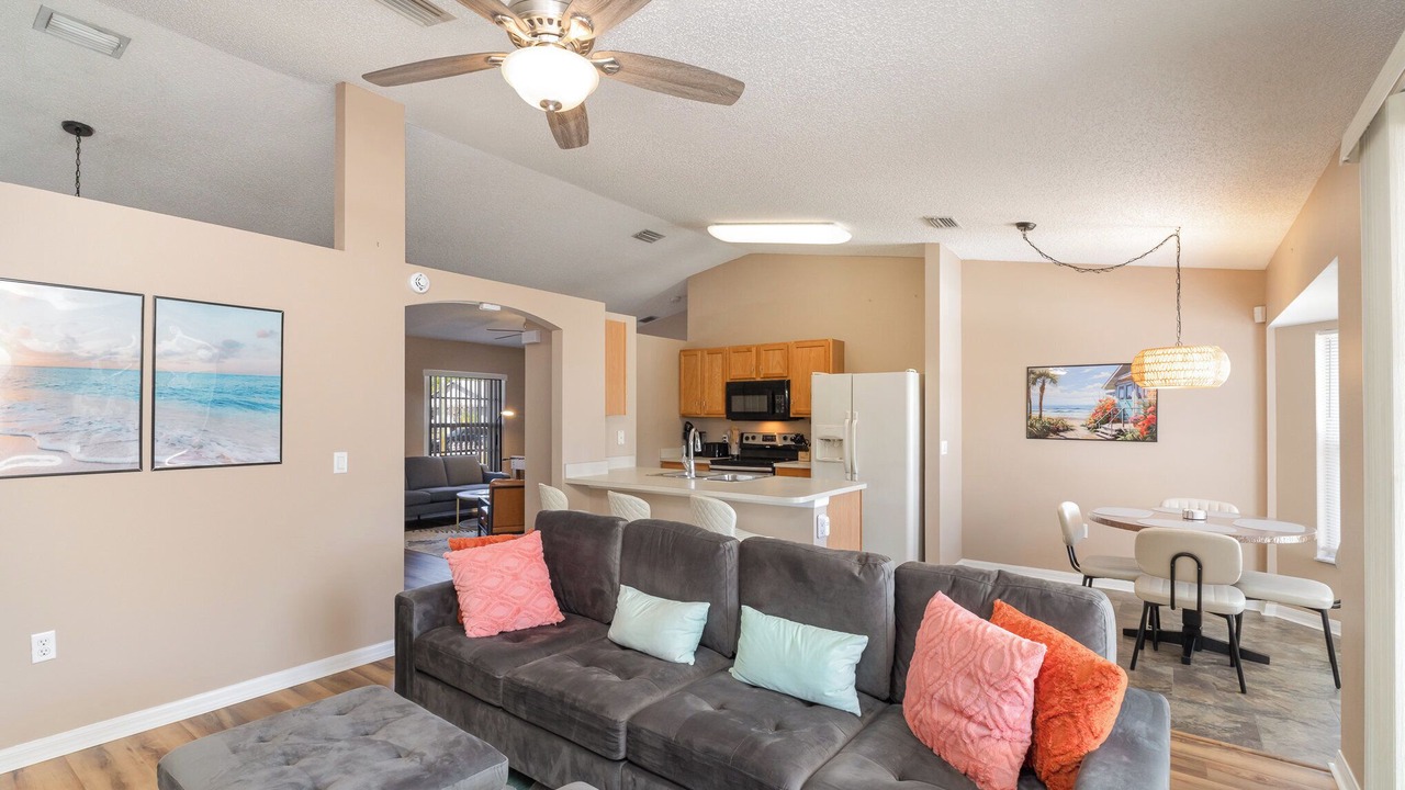 Photo of Livingroom in Interchange Square