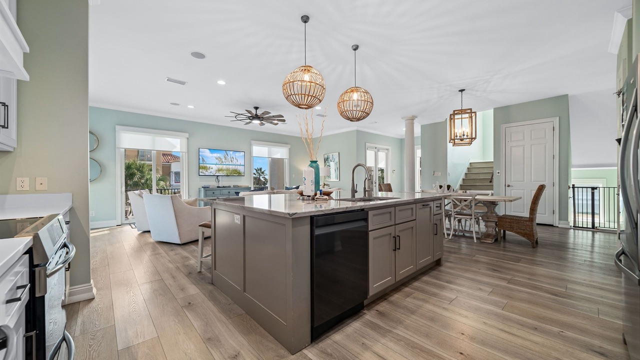 Photo of Kitchen in Alabama Gulf Coast