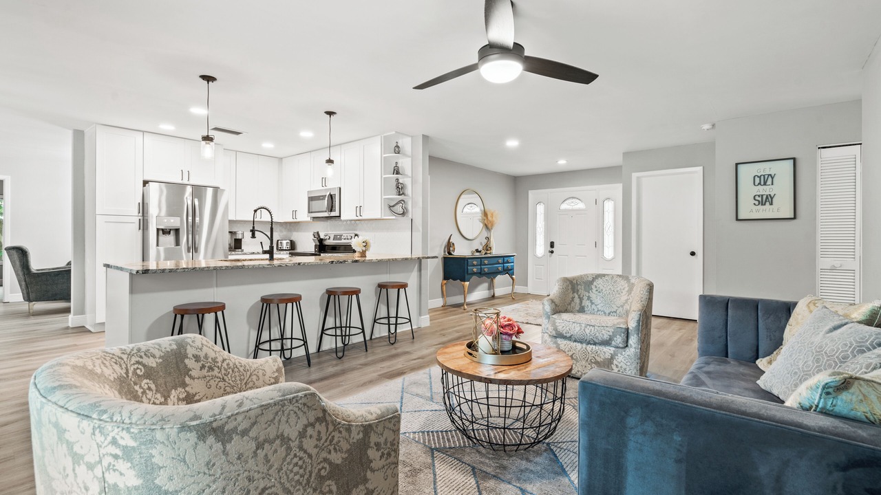 Photo of Livingroom in Palm Harbor