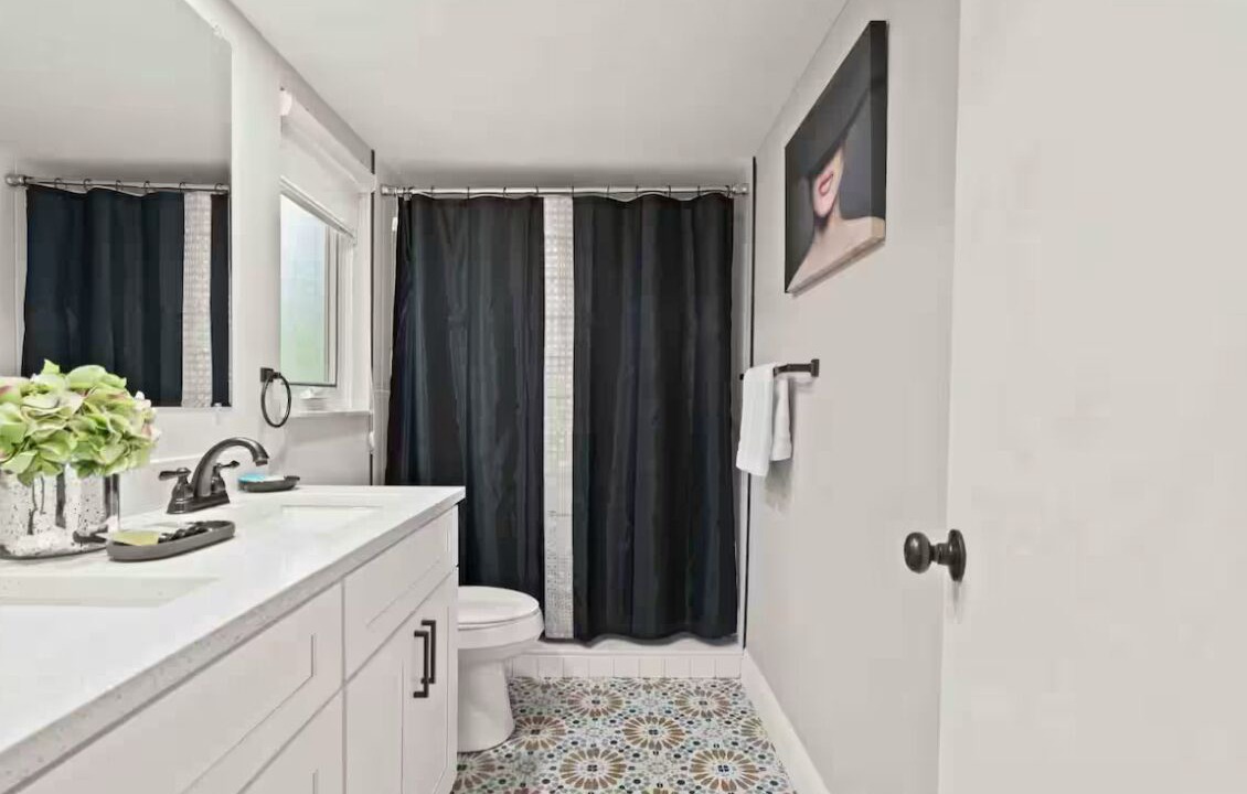 Photo of Bathroom in Palm Harbor