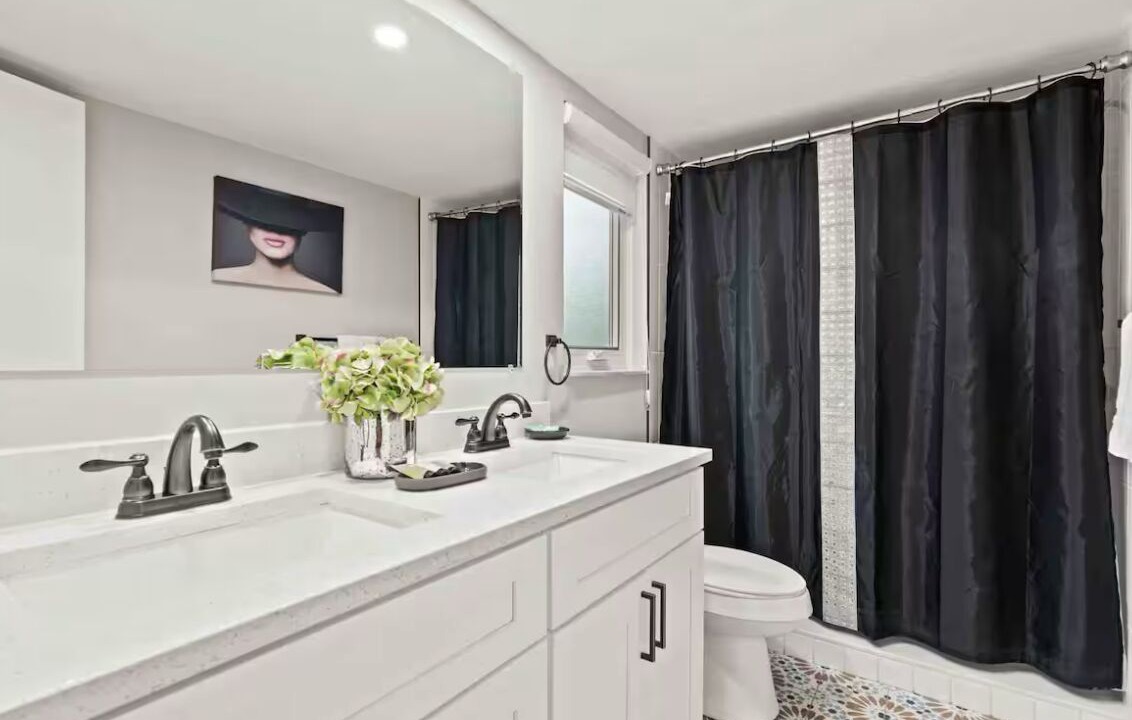 Photo of Bathroom in Palm Harbor