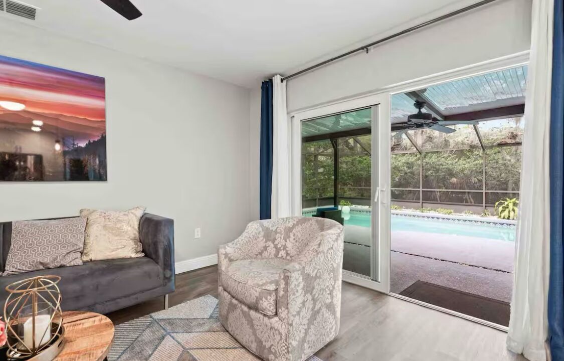 Photo of Livingroom in Palm Harbor