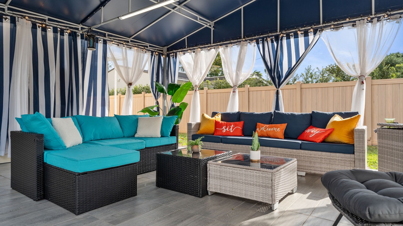 Photo of Livingroom in Miami Springs