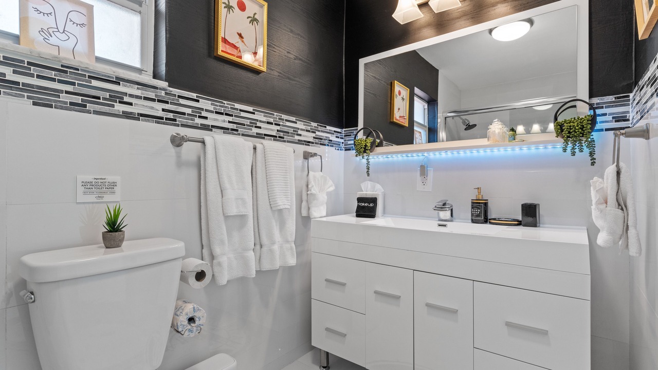 Photo of Bathroom in Miami Springs