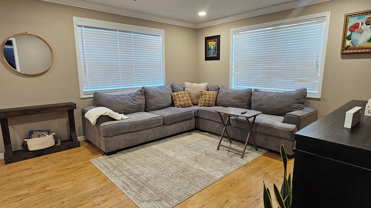 Photo of Livingroom in Live Oak