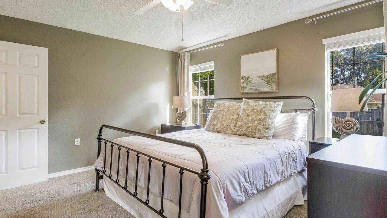 Photo of Bedroom in Ferry Pass