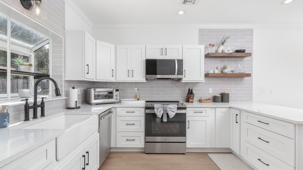 Photo of Kitchen in Candler