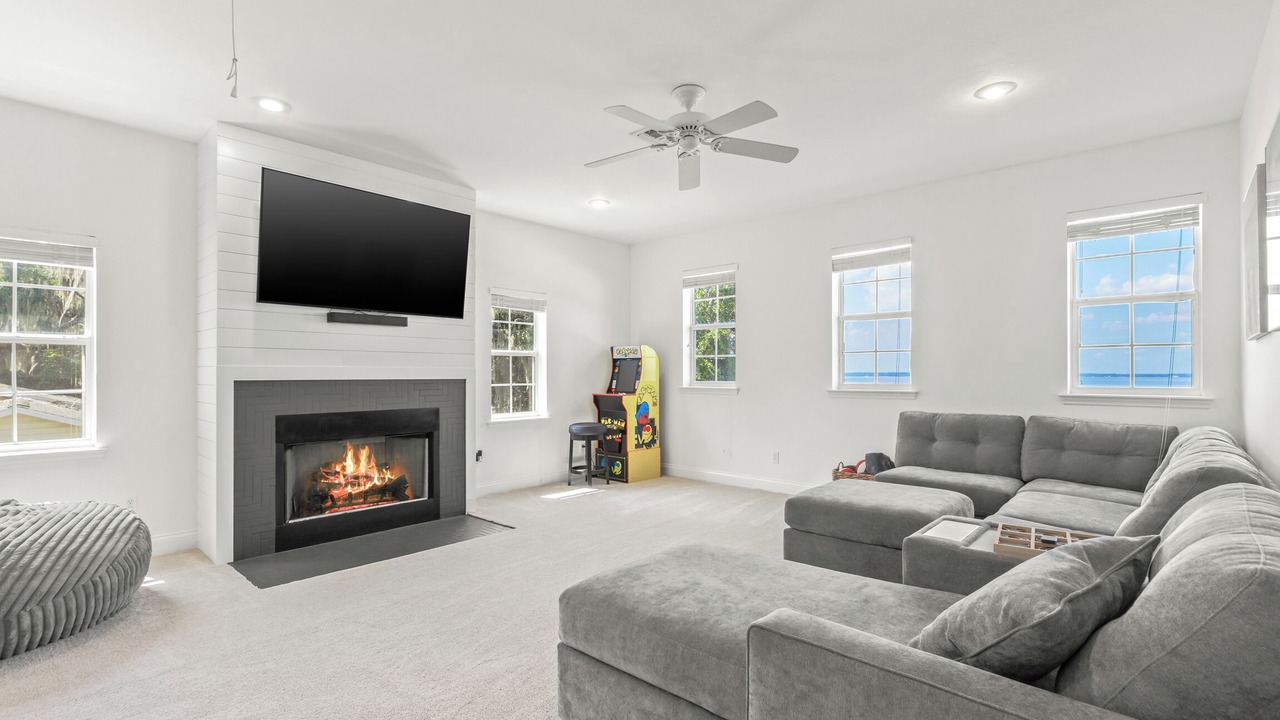 Photo of Livingroom in Candler