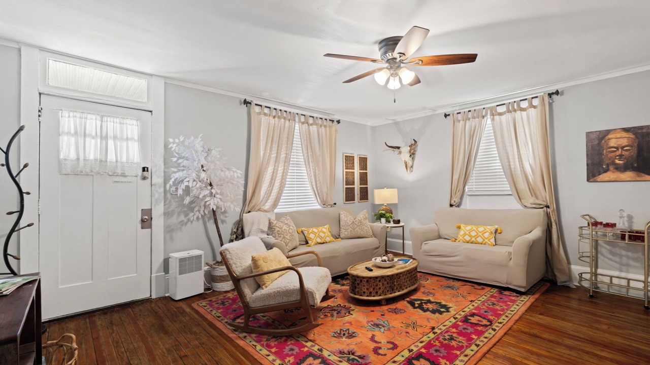 Photo of Livingroom in Riverside