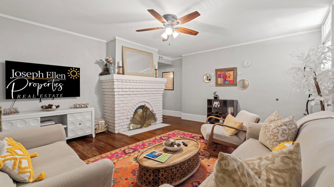 Photo of Livingroom in Riverside
