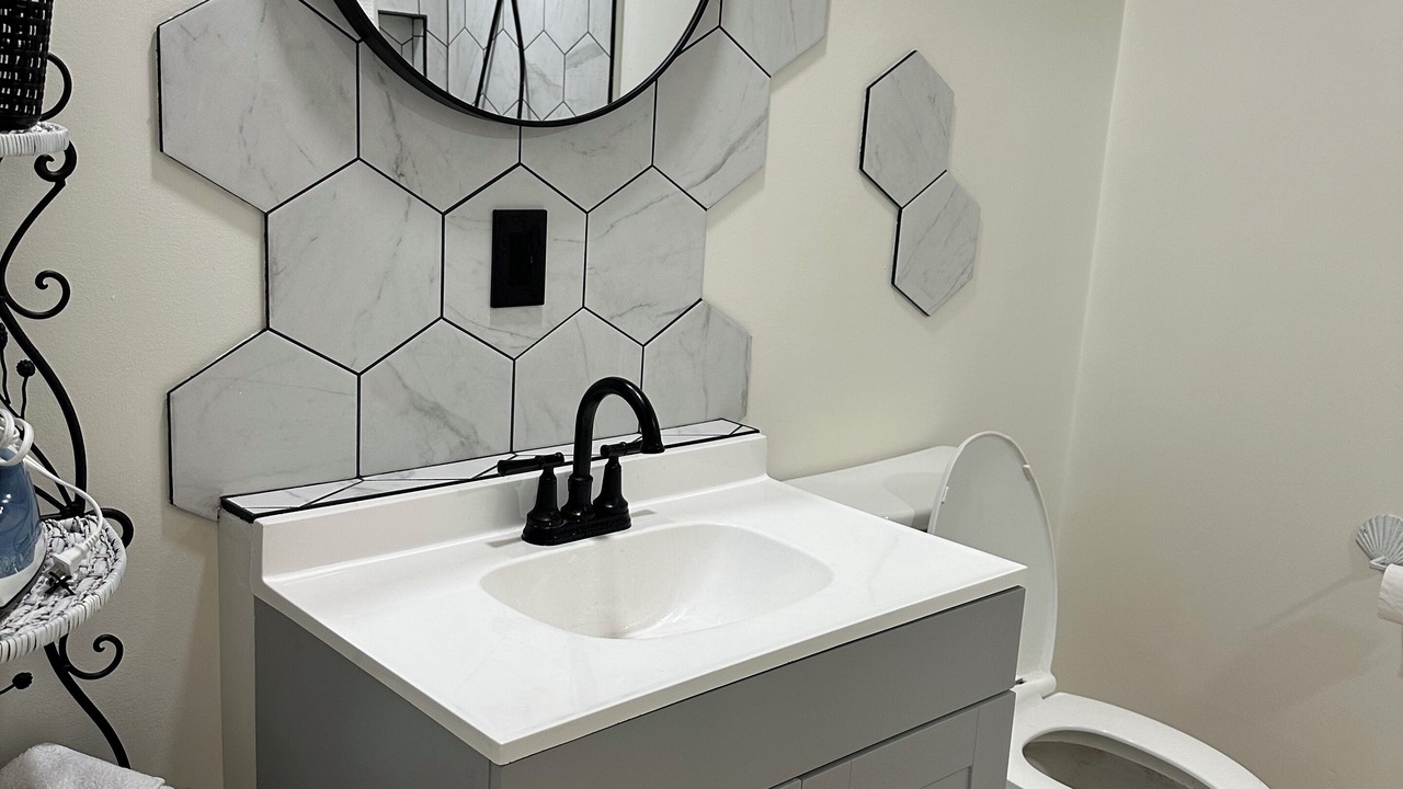 Photo of Bathroom in Truckland