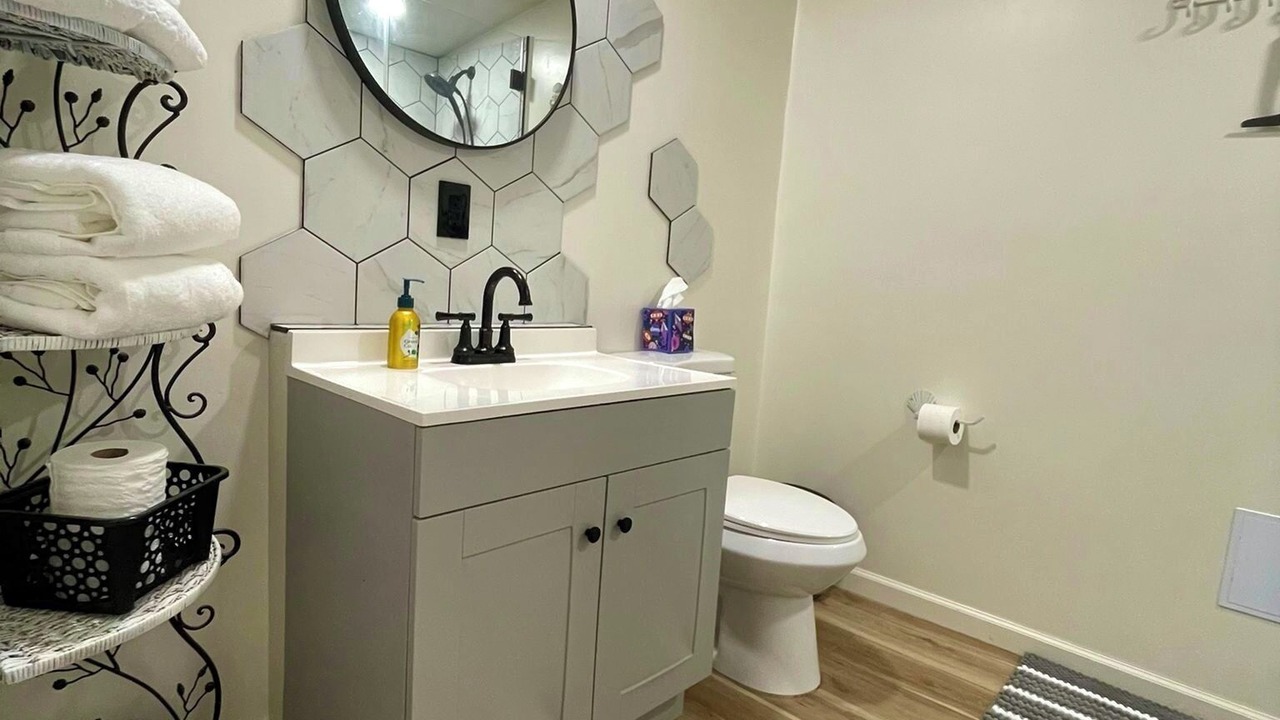 Photo of Bathroom in Truckland