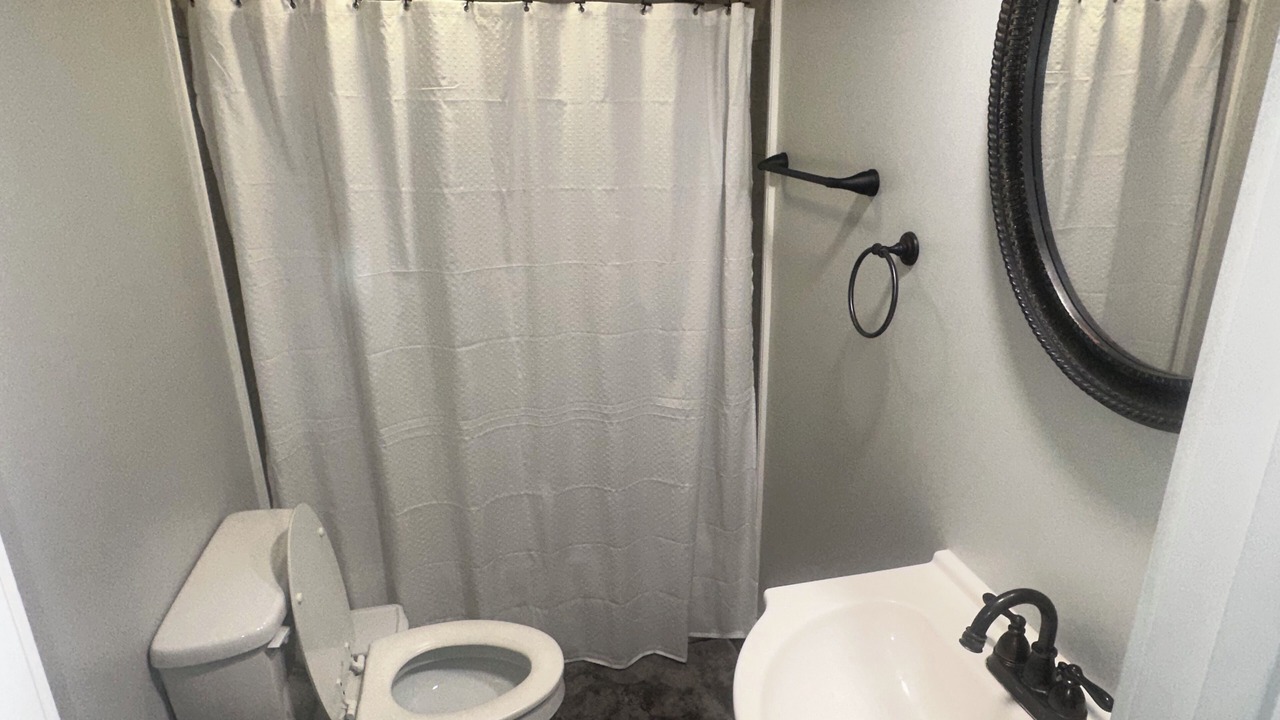 Photo of Bathroom in Grand Ridge