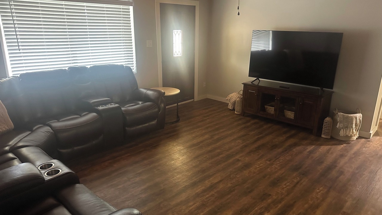 Photo of Livingroom in Grand Ridge