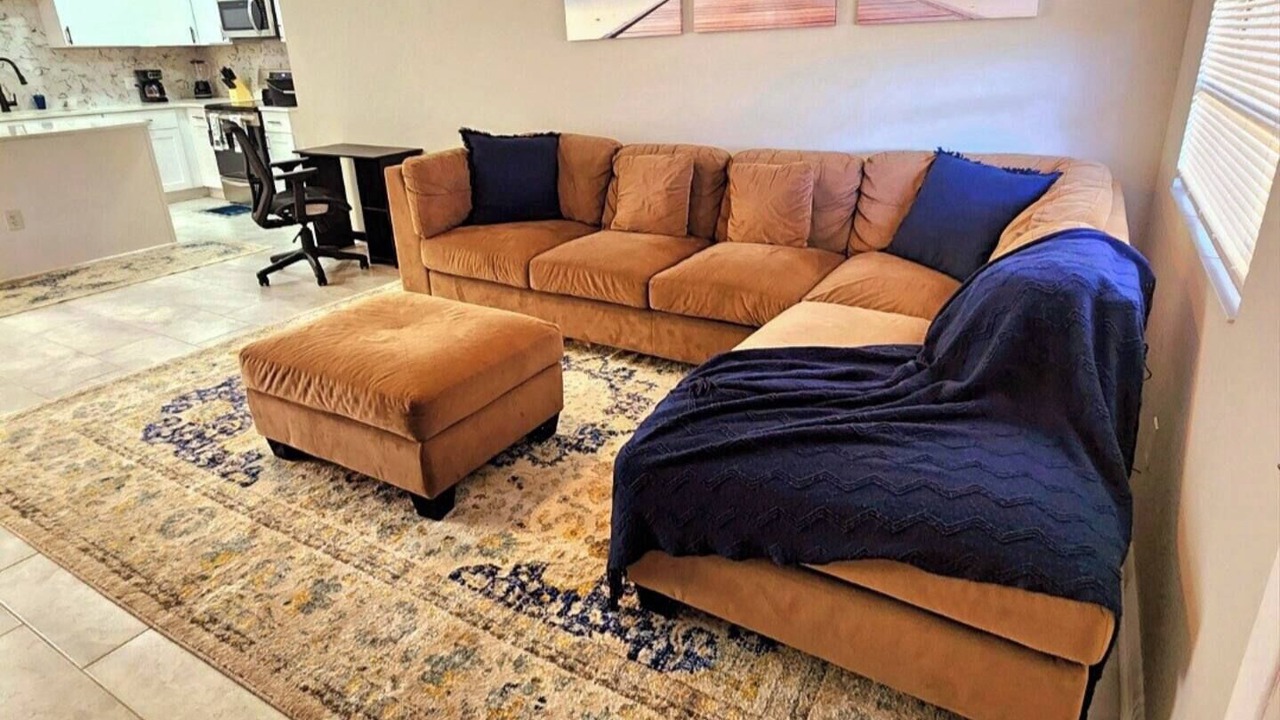 Photo of Livingroom in Westside