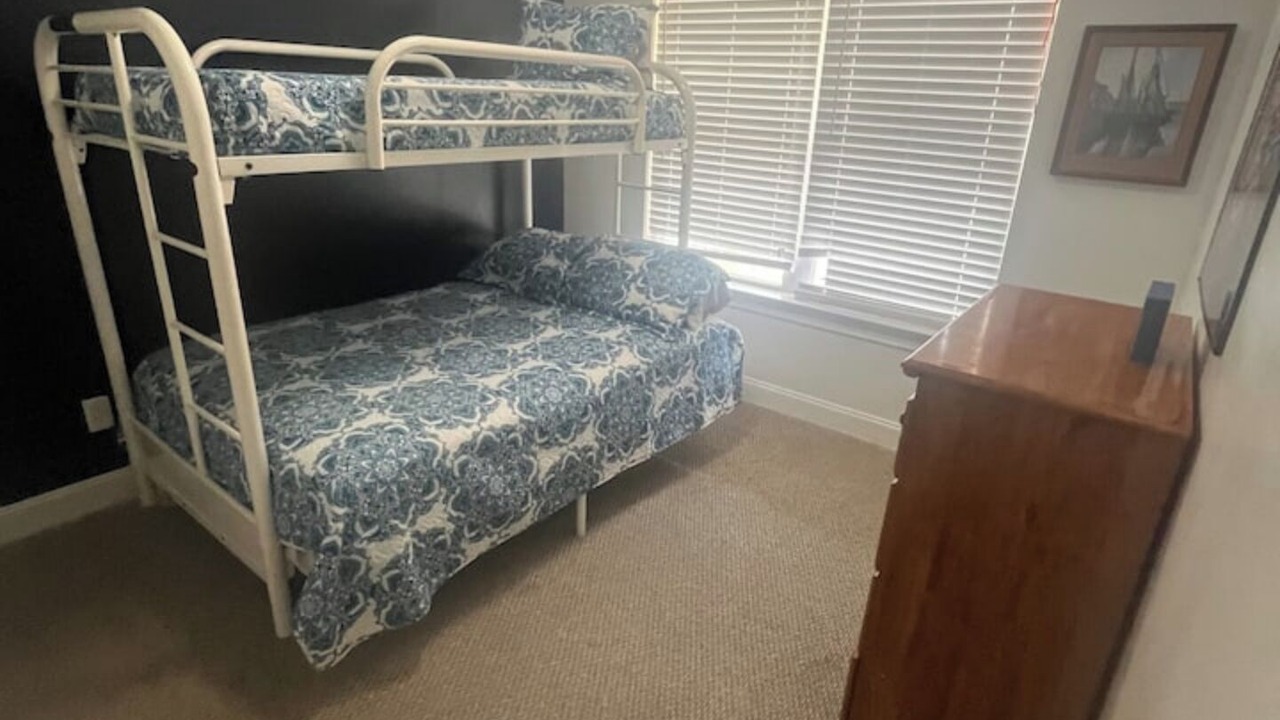 Photo of Bedroom in Alexander City