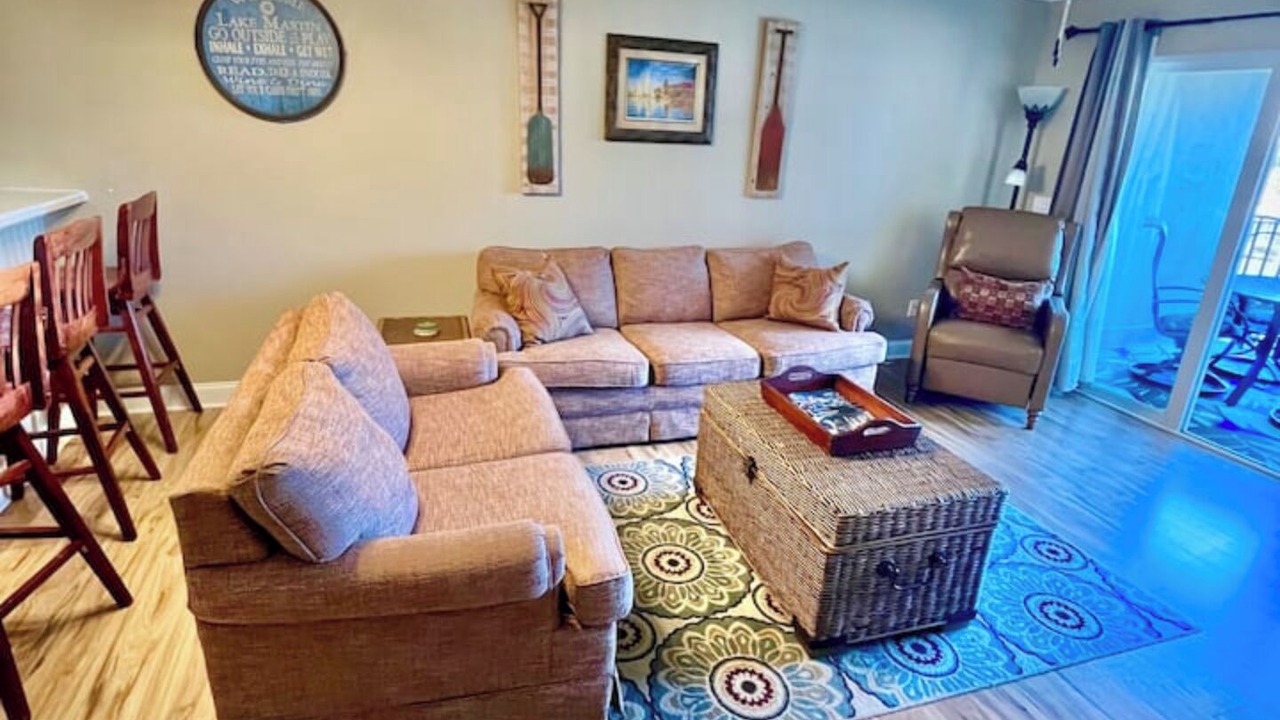 Photo of Livingroom in Alexander City