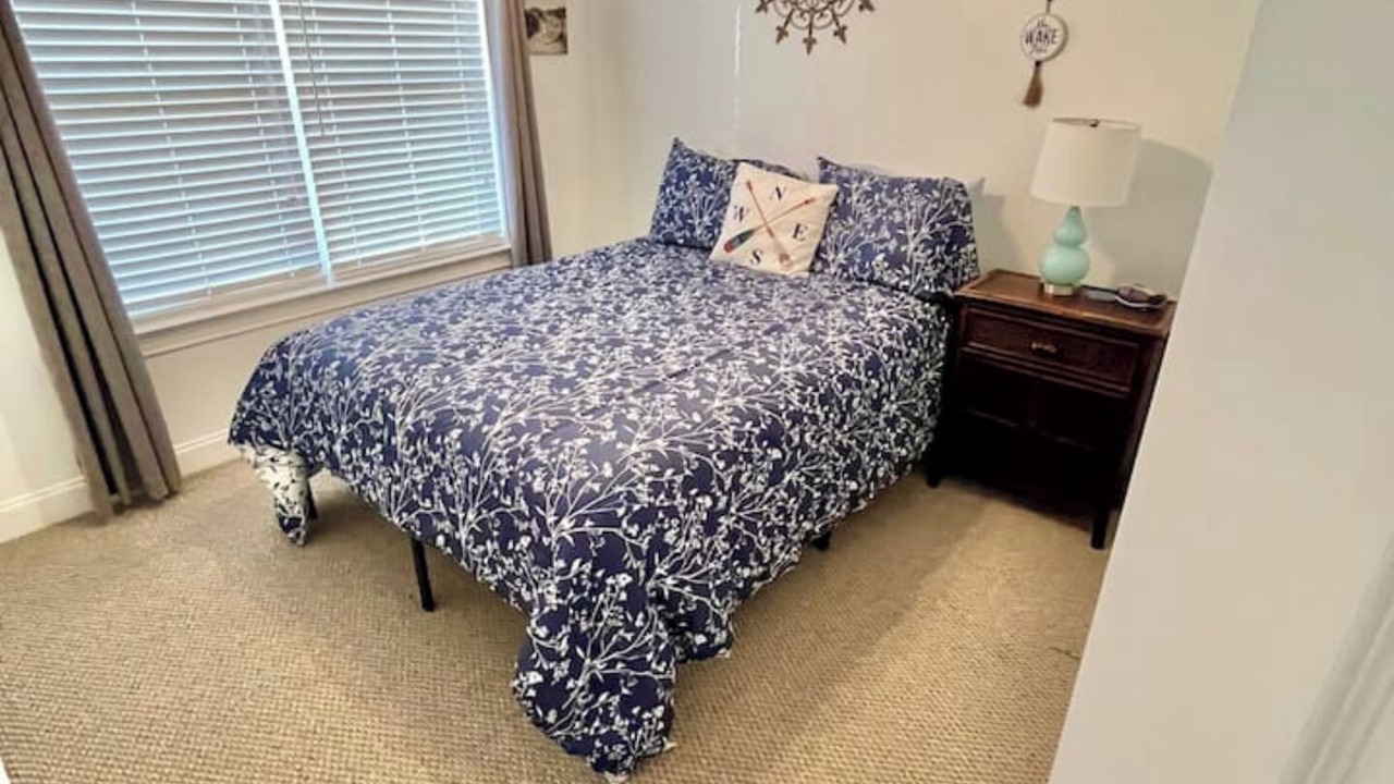 Photo of Bedroom in Alexander City