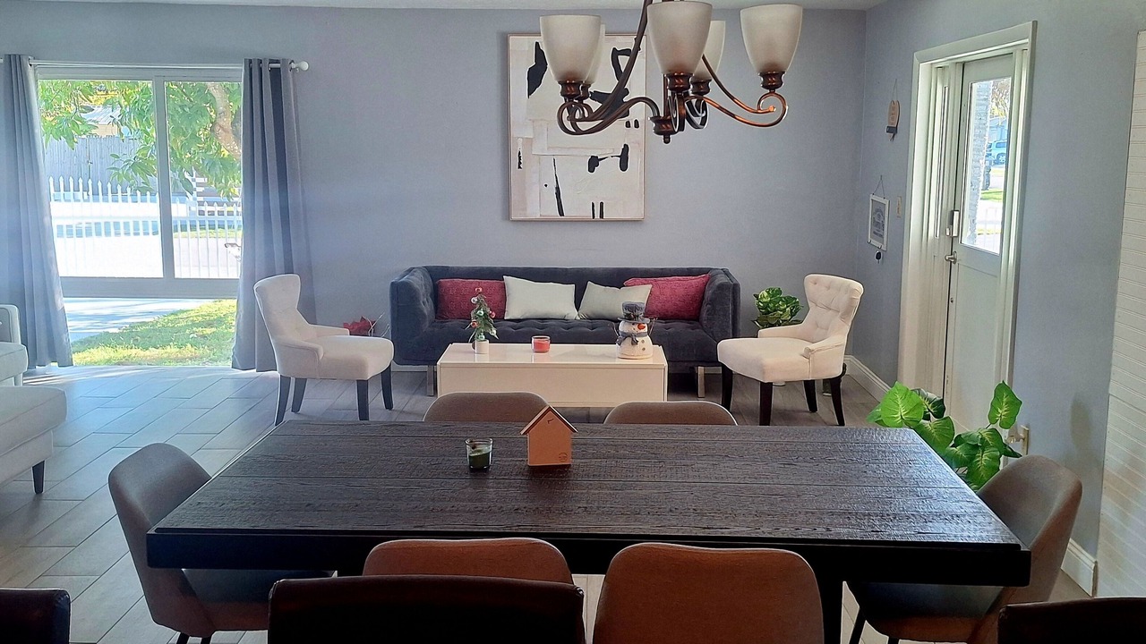 Photo of Bedroom in Cutler Bay