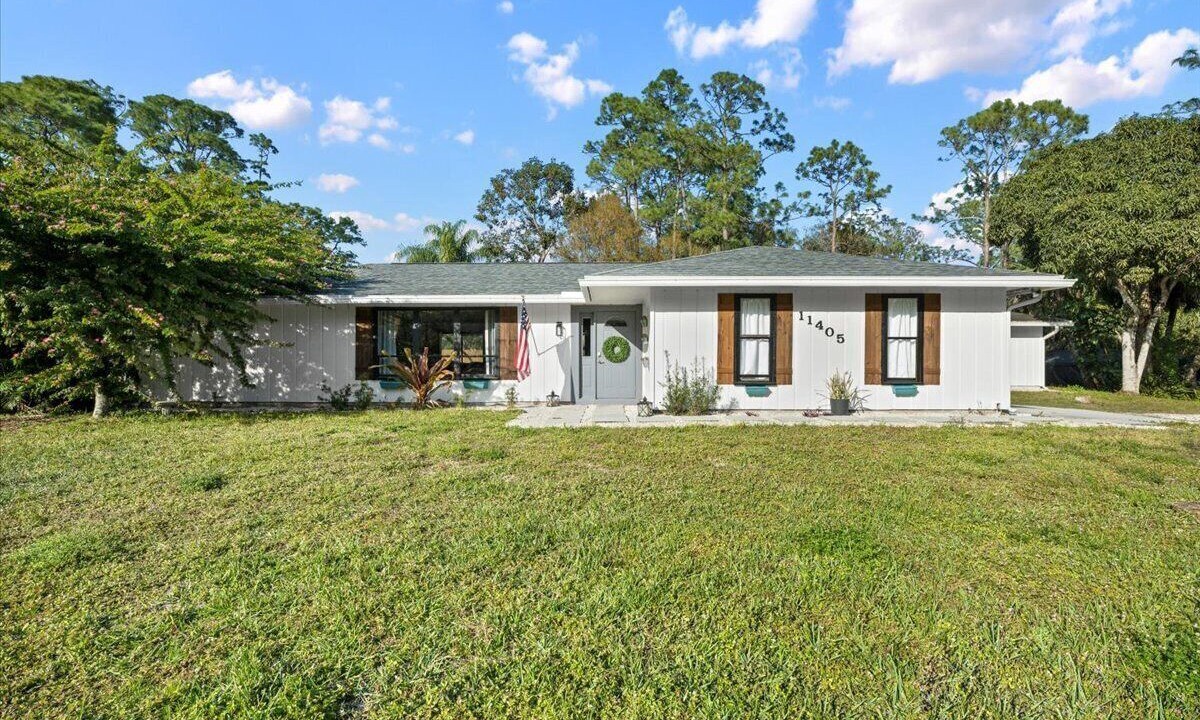 Photo of Outdoor in Jupiter Farms