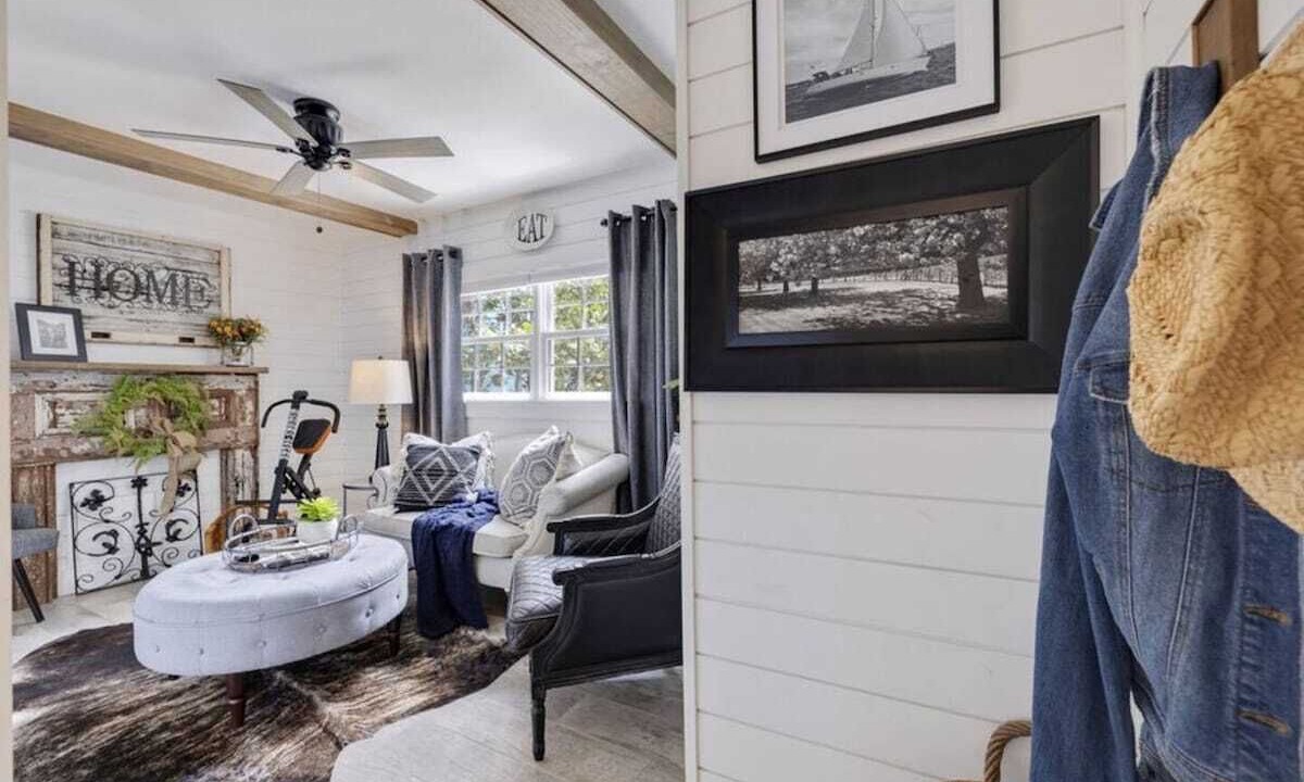 Photo of Bedroom in Indian Shores