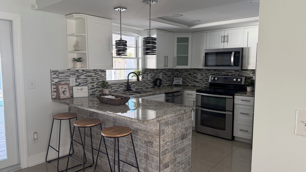 Photo of Kitchen in Bearss Plaza