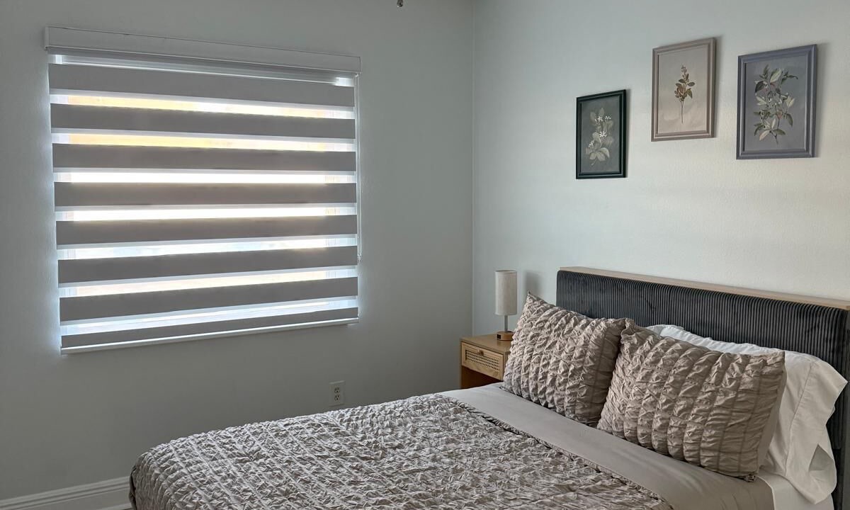 Photo of Bedroom in Bearss Plaza