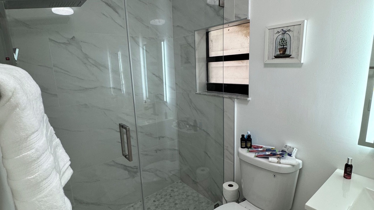 Photo of Bathroom in Flagami