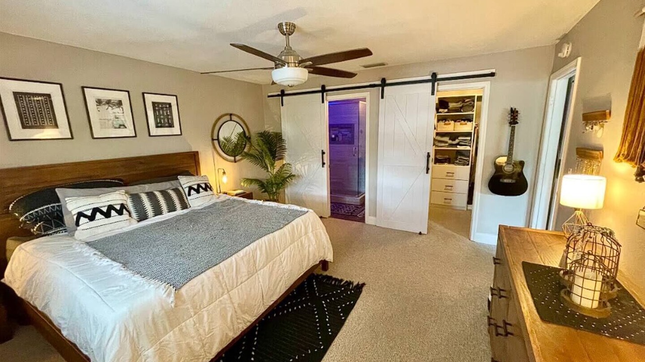 Photo of Bathroom in New Smyrna Beach