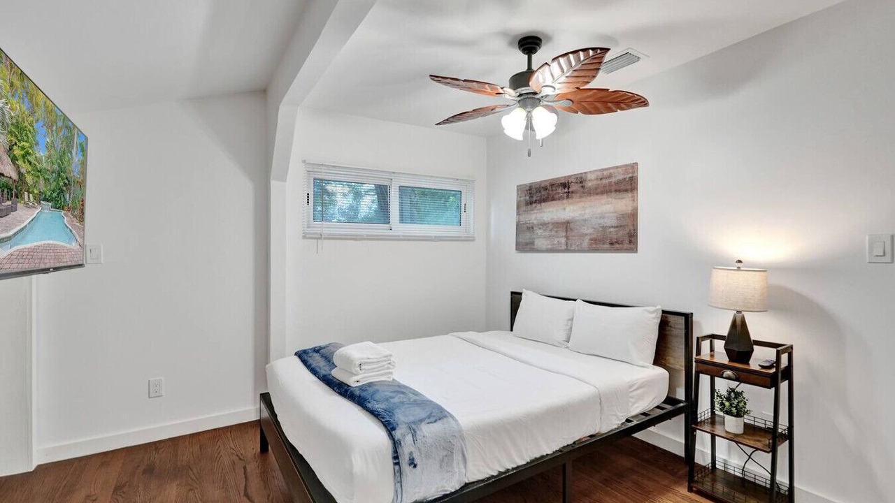 Photo of Bedroom in Sailboat Bend