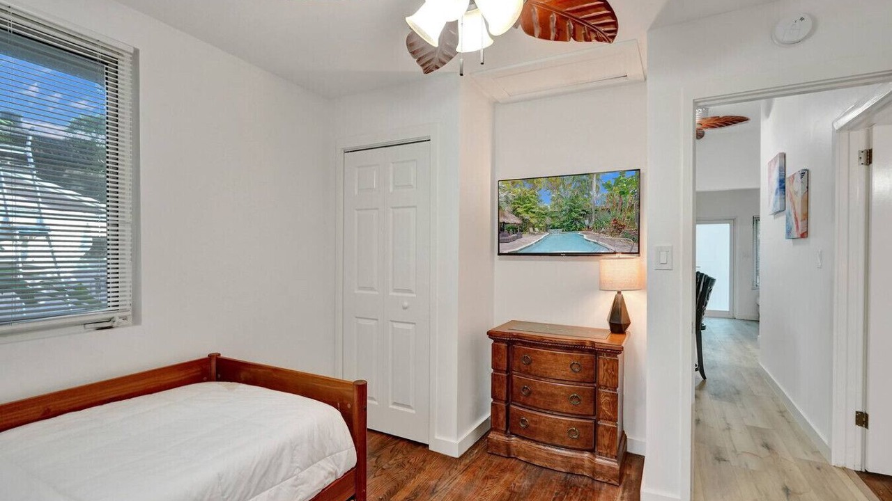 Photo of Bedroom in Sailboat Bend