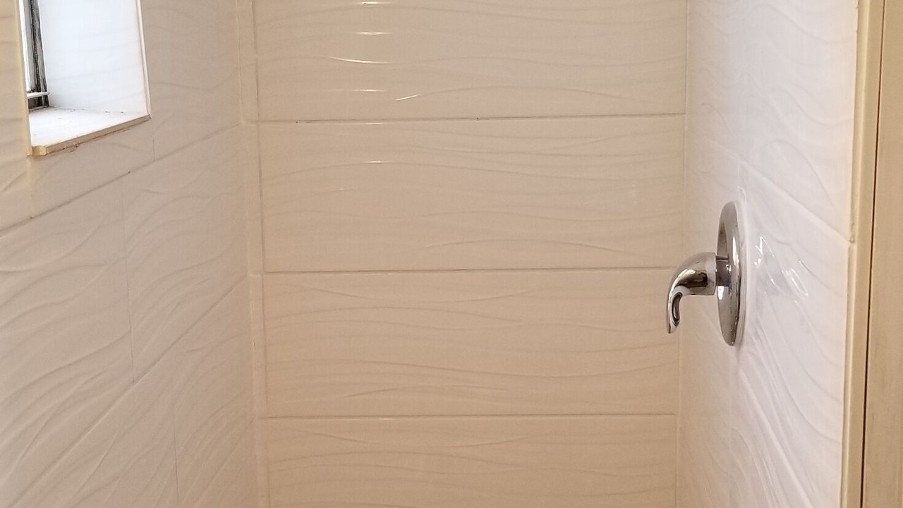 Photo of Bathroom in Crescent Heights