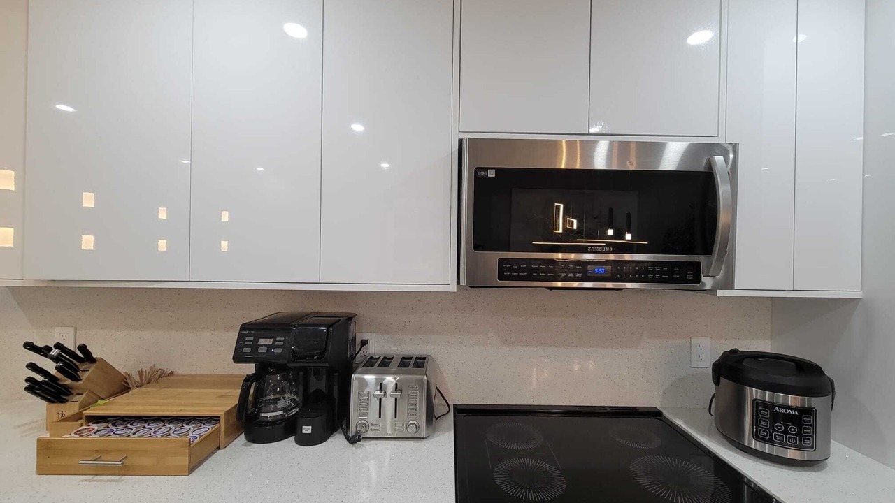Photo of Kitchen in Golden Glades