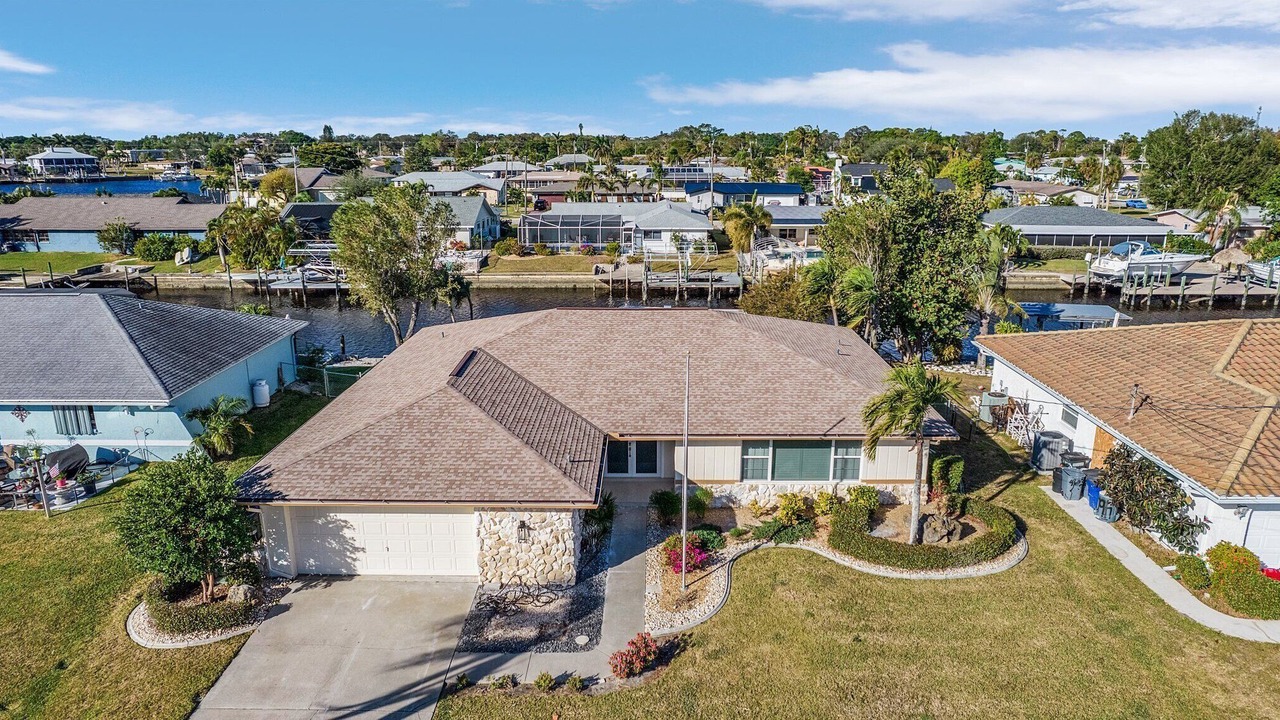 Photo of Outdoor in Lochmoor Waterway Estates