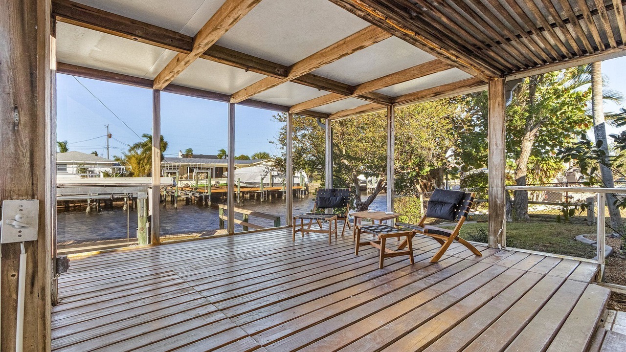 Photo of Outdoor in Lochmoor Waterway Estates