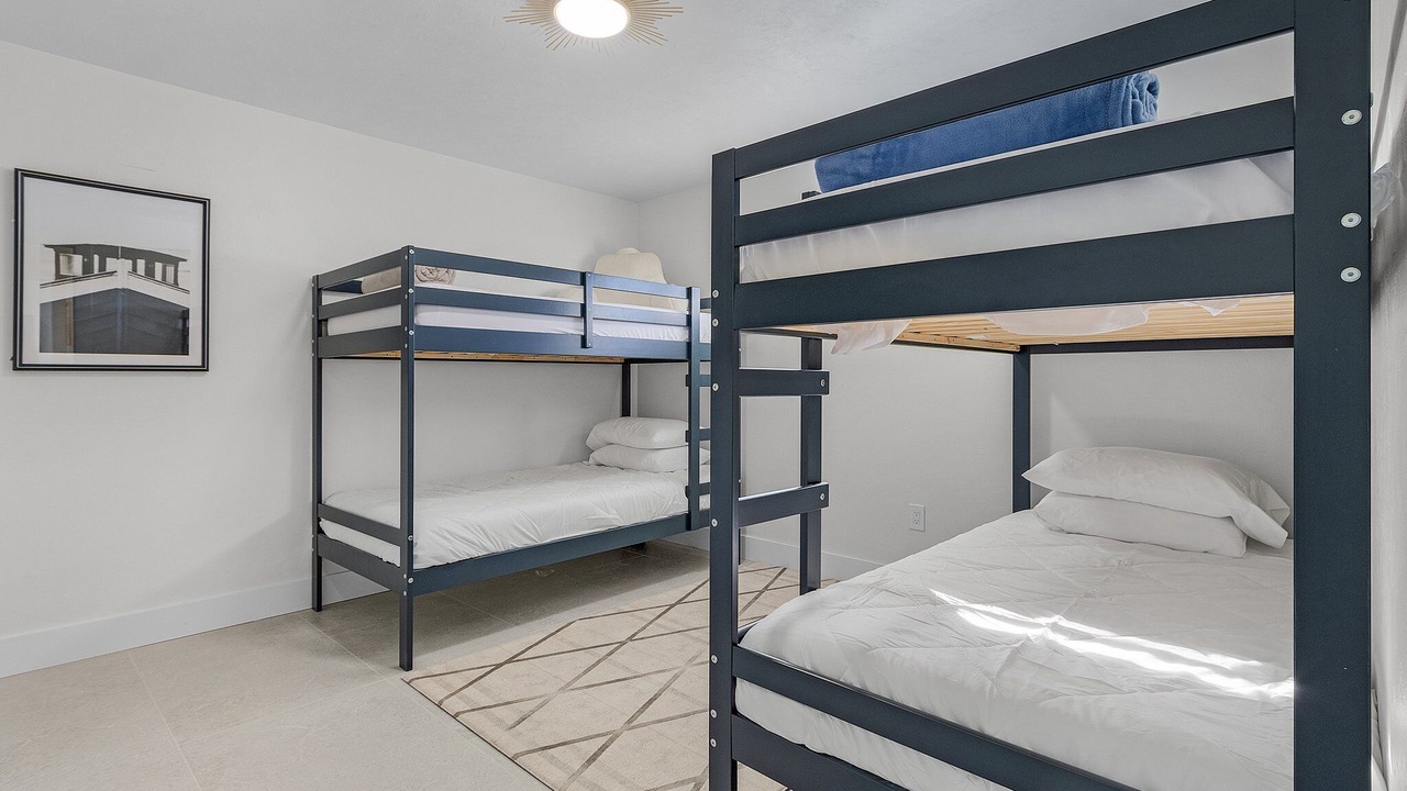 Photo of Bedroom in Lochmoor Waterway Estates