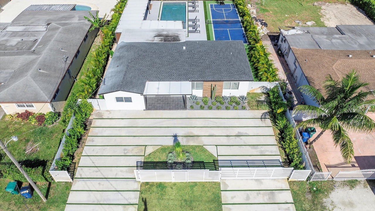 Photo of Outdoor in Golden Glades