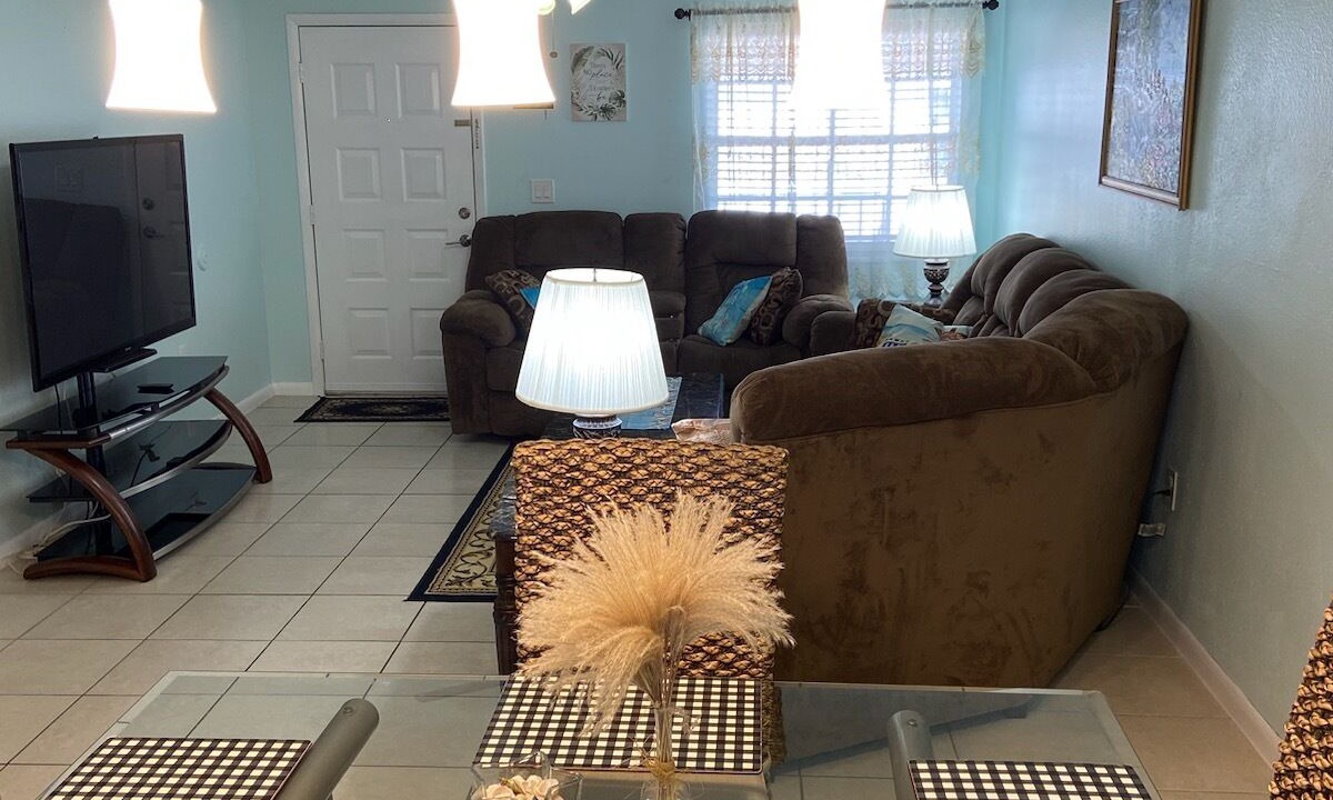 Photo of Livingroom in Englewood South